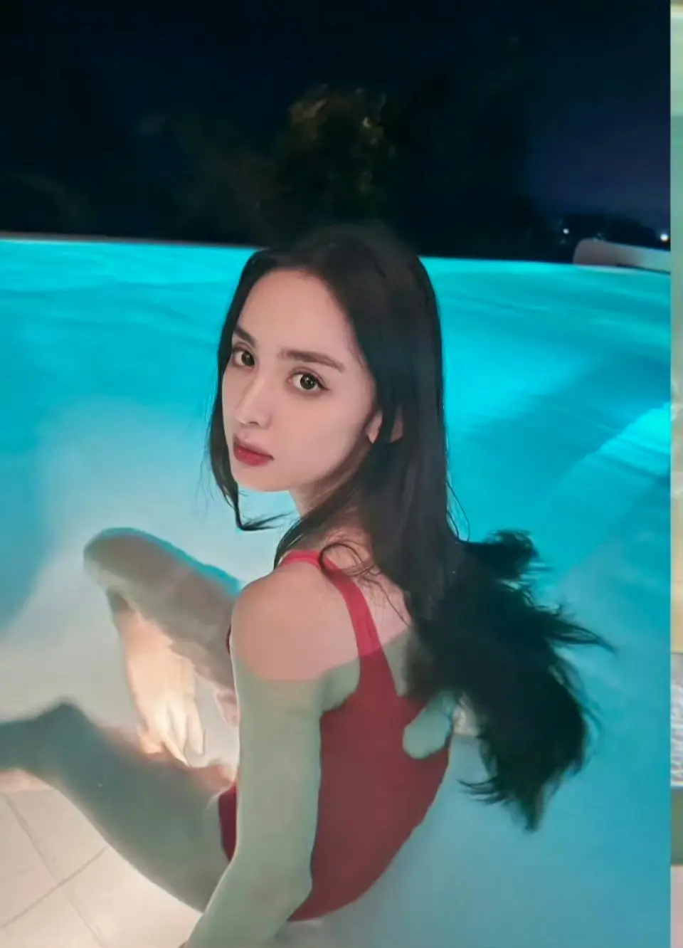 娜扎。