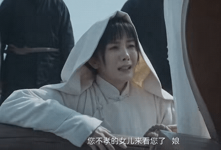 为什么杨幂总跟主流奖项无缘，

不是资源跟不上，

也不是班底不够硬，是她
一出
