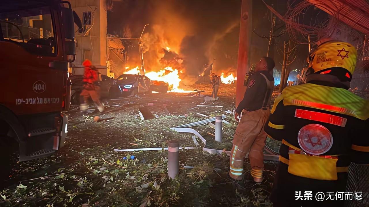 看到这些火光冲天的画面，没有亲身经历过战火的人，还以为这是在燃放烟花爆竹，其实懂