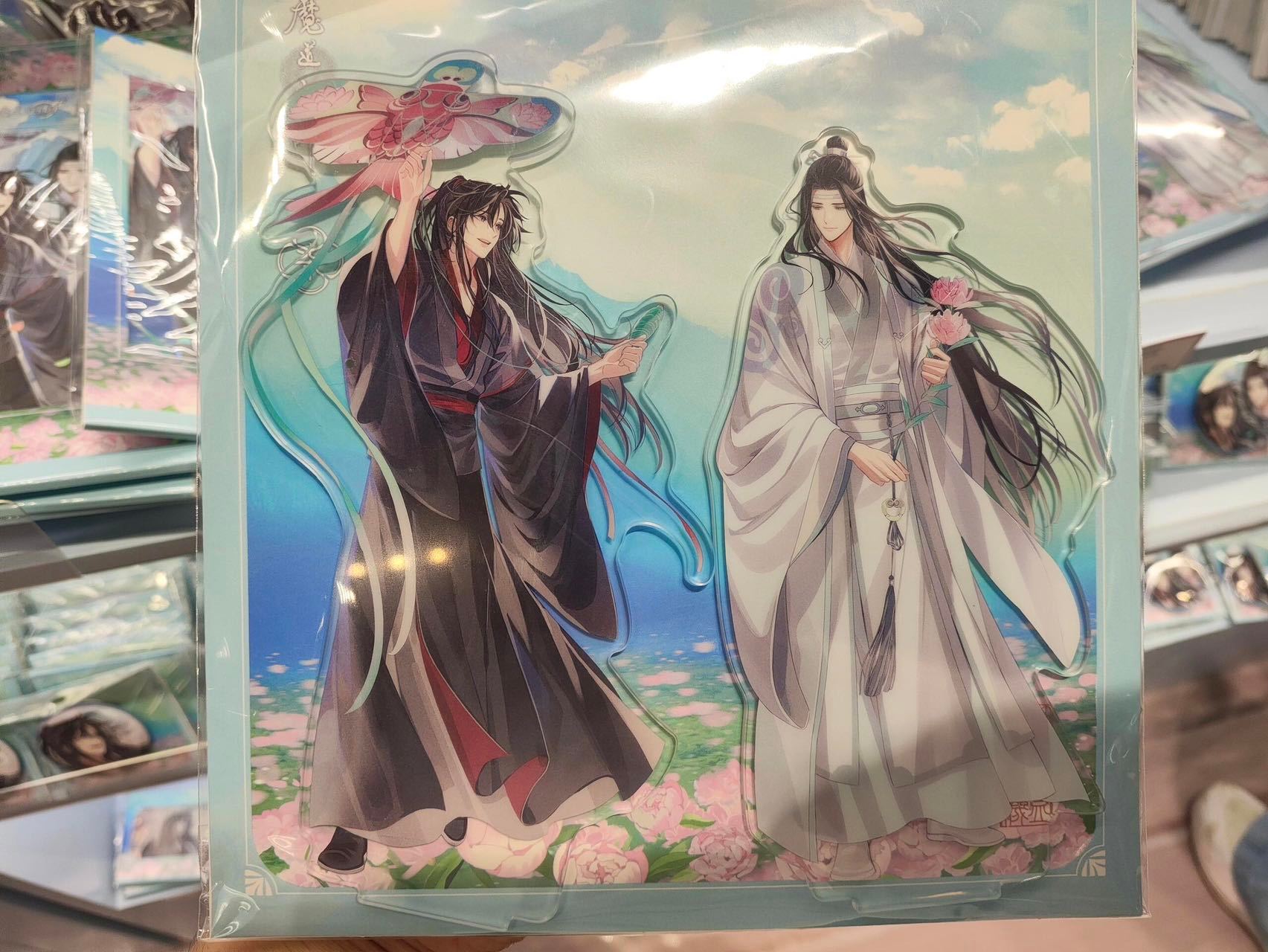 魔道祖师动画天涯同游 深圳偶遇魏无羡和蓝湛，满场都是周边的快乐谁懂🥰齿轮柄图的