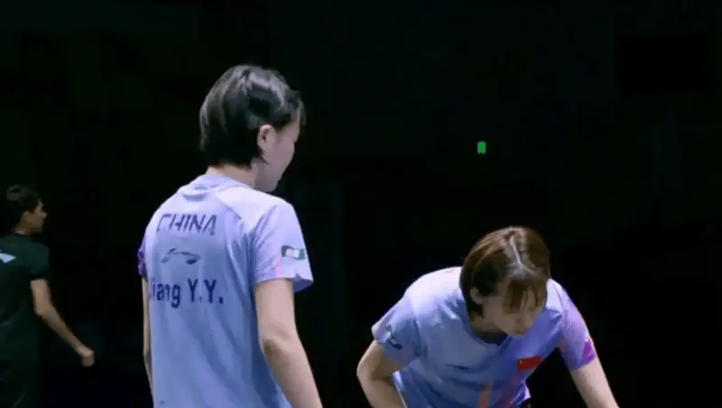 陈熠/姜依依1-3张本美和/早田希娜，止步乒乓亚锦赛女双四强