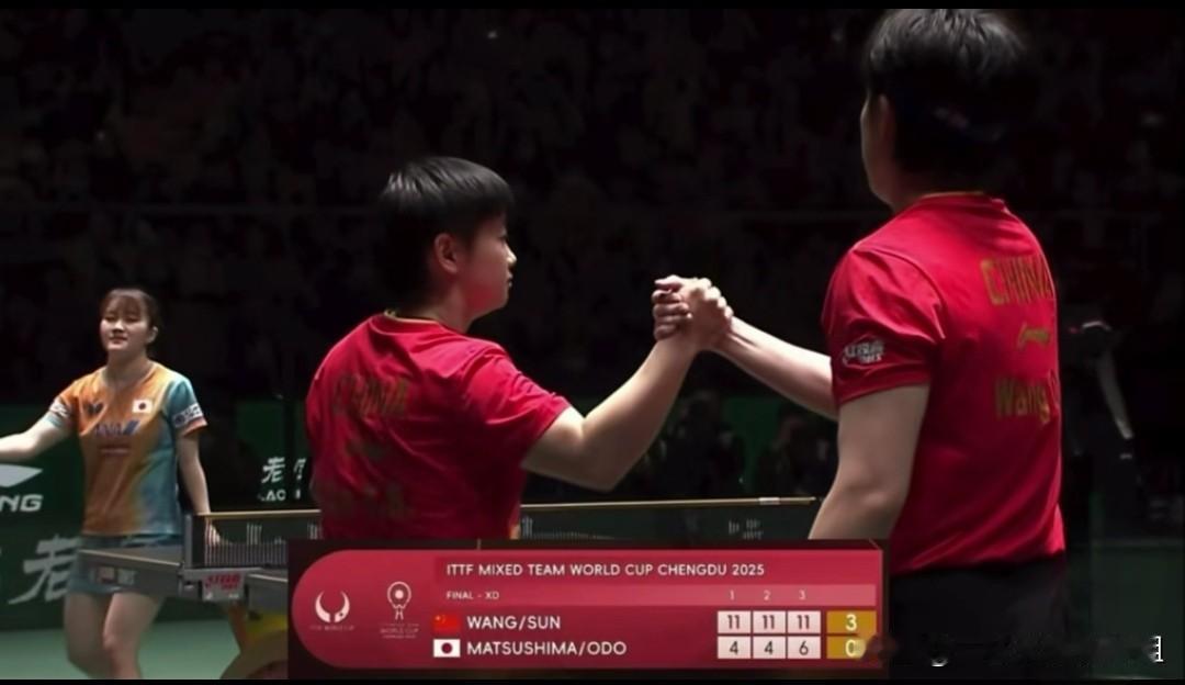 王楚钦采访时说了实话，与莎莎的临场沟通更高效，虽说最近混双练习有点少。

王楚钦