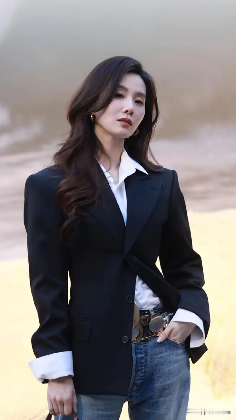 吴奇隆真的有福气啊，娶这么漂亮的老婆