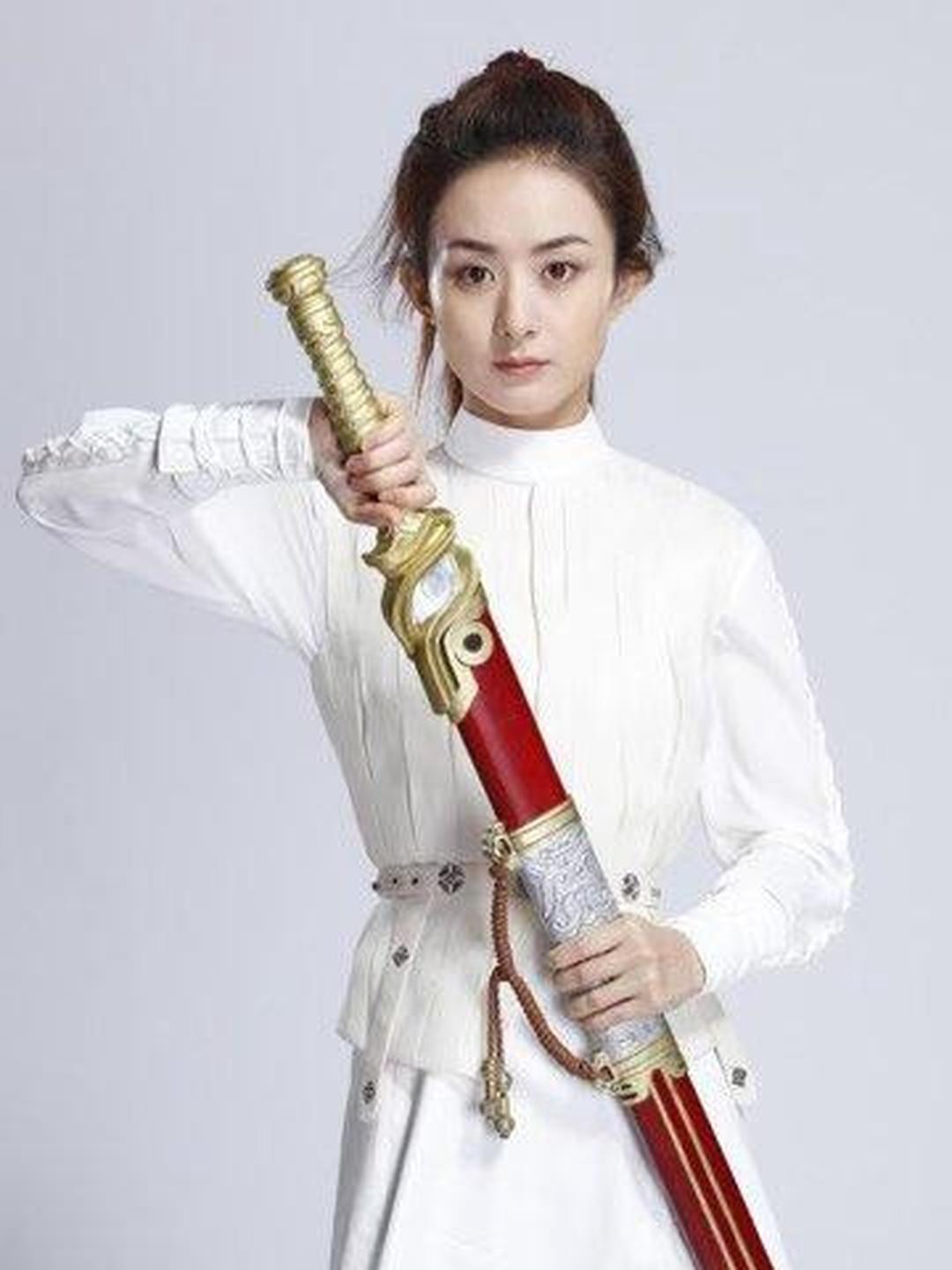 赵丽颖《楚乔传》的定妆底片曝光，一晃眼，竟然已经是10年前的事了。 