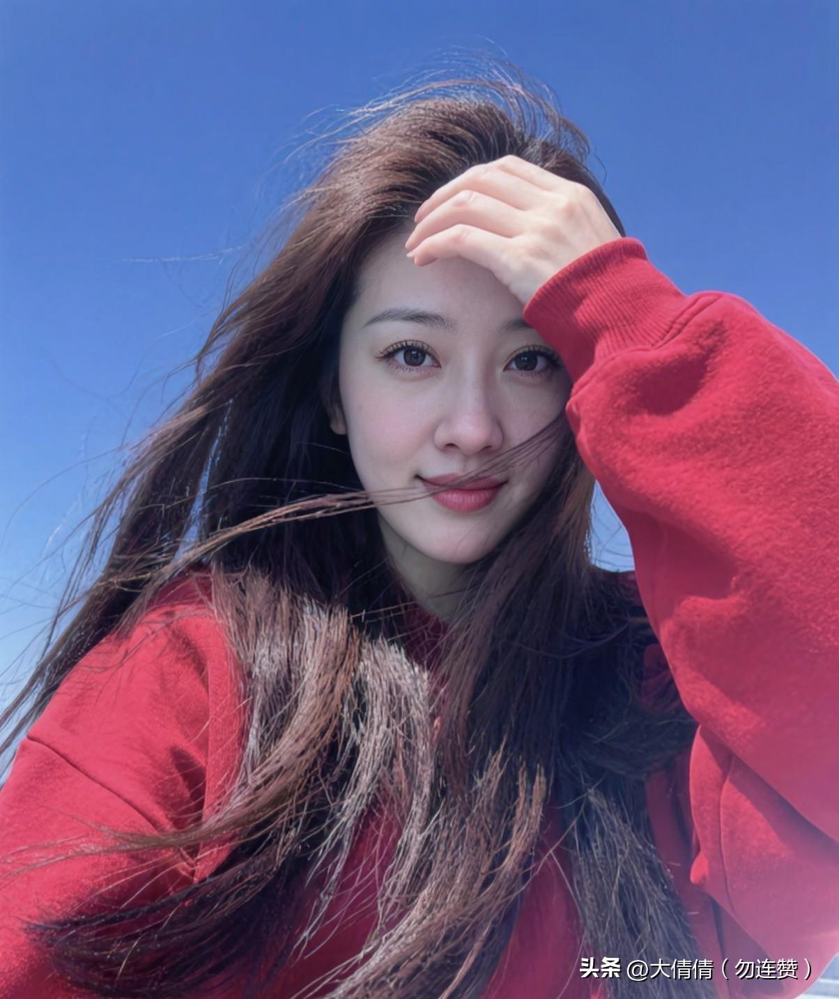 过年走亲戚，
正在变成一场最累的表演。
莫言一句话，戳中多少人过年的痛：
“最讨