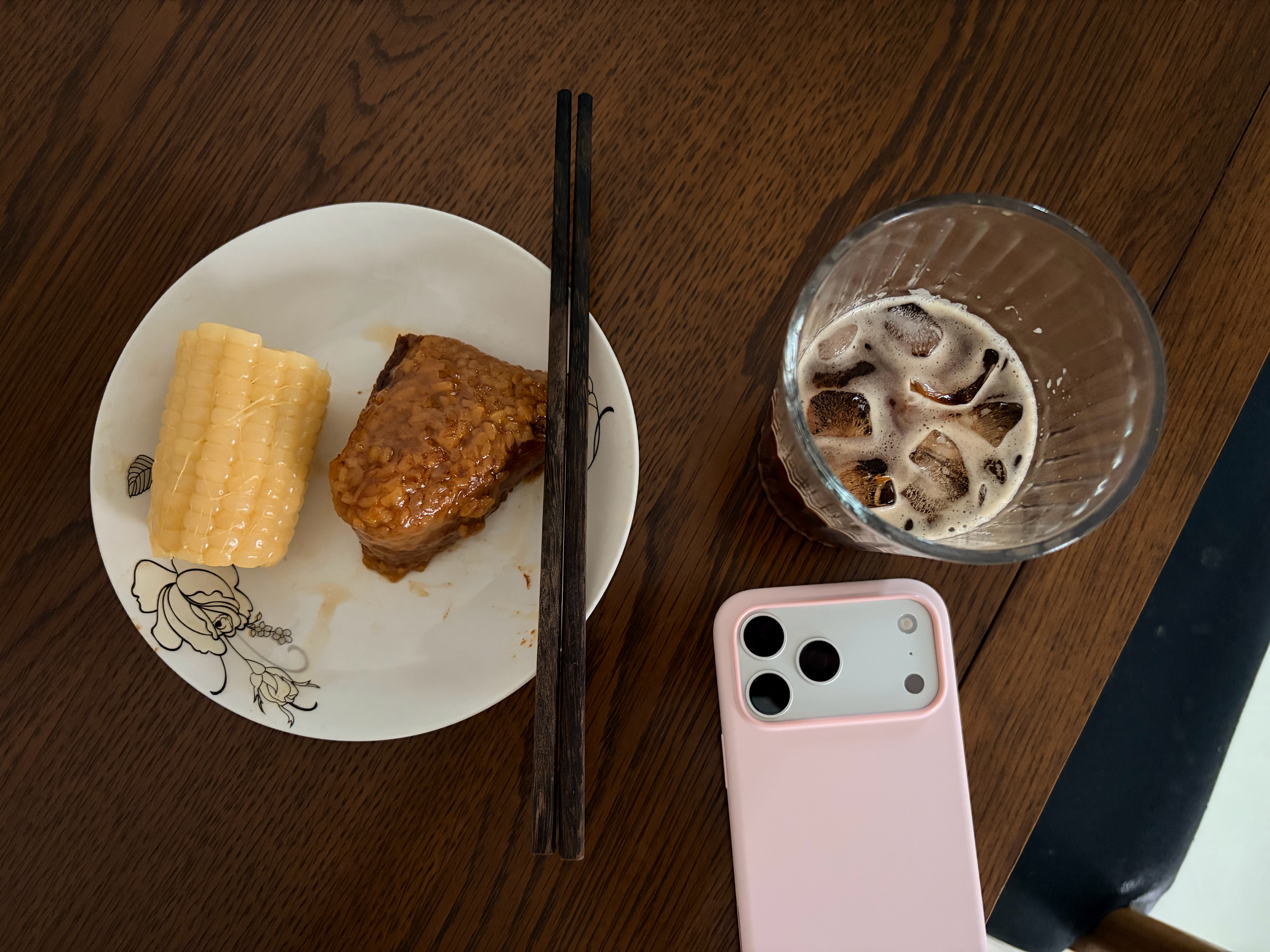 粽子🌽🧊☕️ 