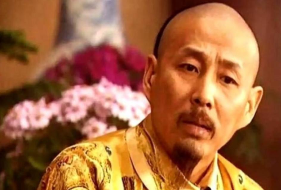 1701 年，14 岁的高氏被 47 岁康熙一连宠幸 7 天。这一晚，康熙又翻了