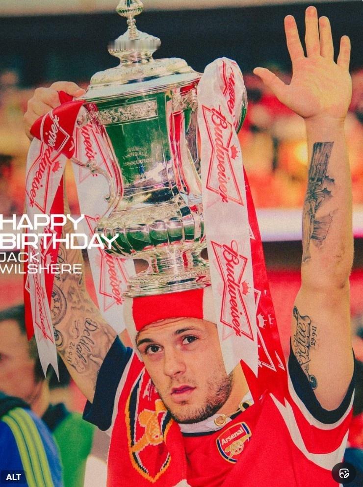 昔日天才少年威尔希尔迎34岁生日，阿森纳官推晒照送上祝福 