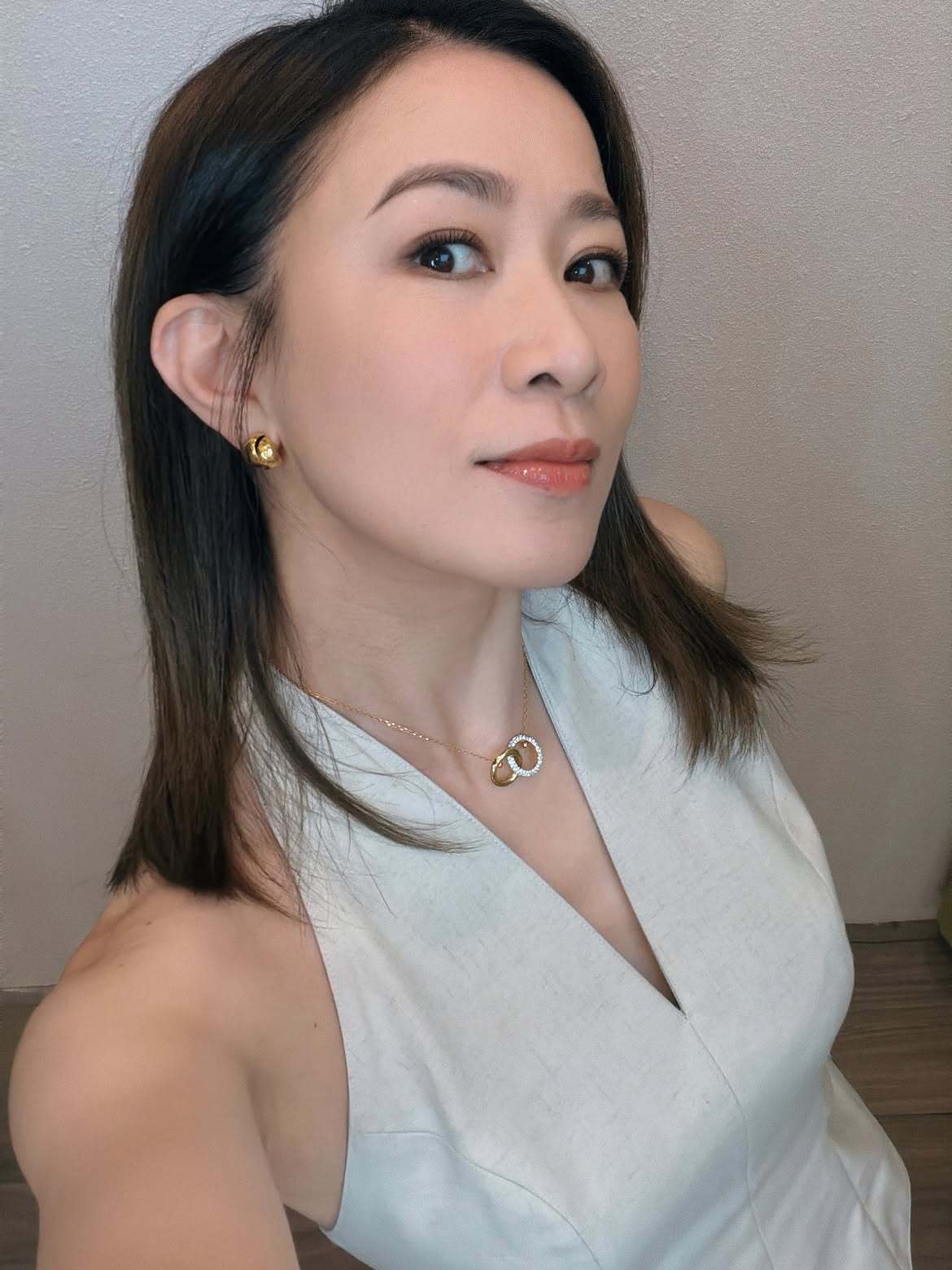 佘诗曼  ｜佘诗曼 20260714 ig 更新“想留返長少少啲頭髮，希望成功。