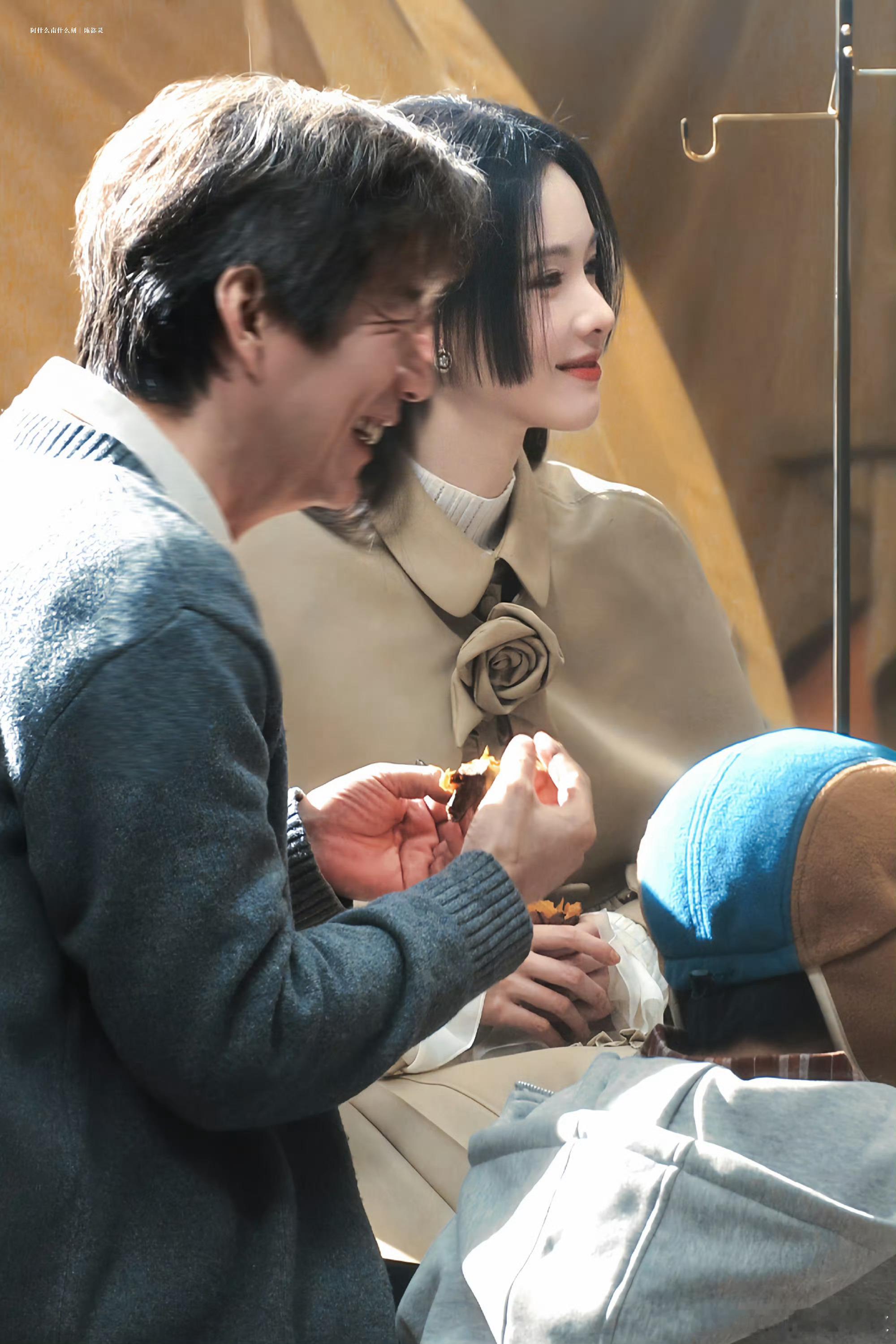 就这个玩偶小队贴脸选角爽 每一位演员都和角色高度适配，不硬凹不违和，仿佛是从书里