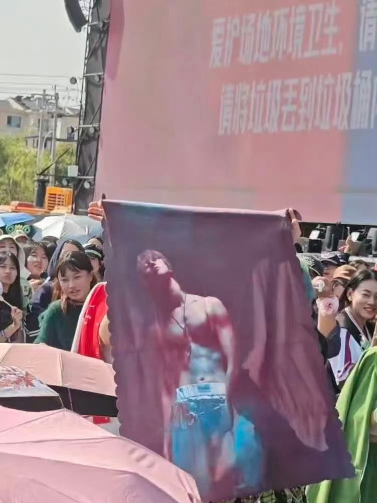 徐明浩这都是你的兵 报告队长！你的兵已集结完毕，各个能歌善舞，还特别会整活！挪威