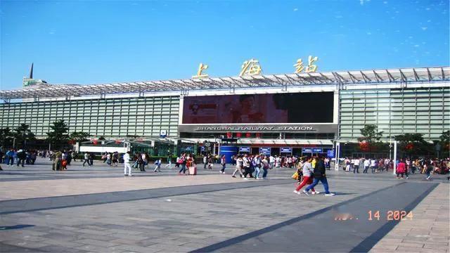 上海大都市有哪些火车站，有你不知道的吗
 
上海站：也称为上海火车站，位于上海市