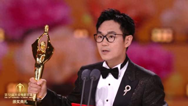 大鹏获奖后，网友到赵英俊评论区报喜，为何让人破防？