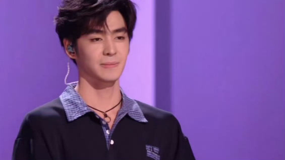 张卓尔的咬字成争议焦点！那英直接力挺，说咬字够清楚没毛病，华晨宇却不认同觉得仍需