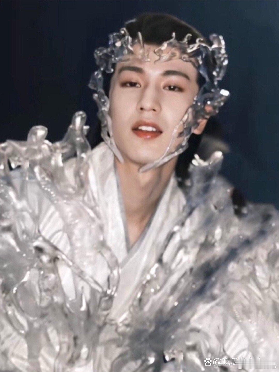 虞书欣镜头下的男明星，她真的太会拍了，简直就是他们 最帅的样子 