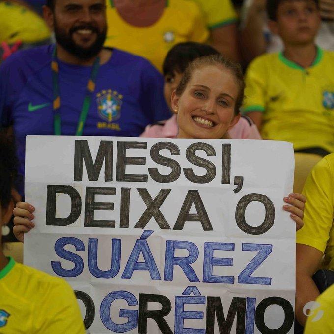 最可爱的巴西球迷，值得梅西去拥有！[呲牙]求同存异中，他们也不至于造成混乱，不像