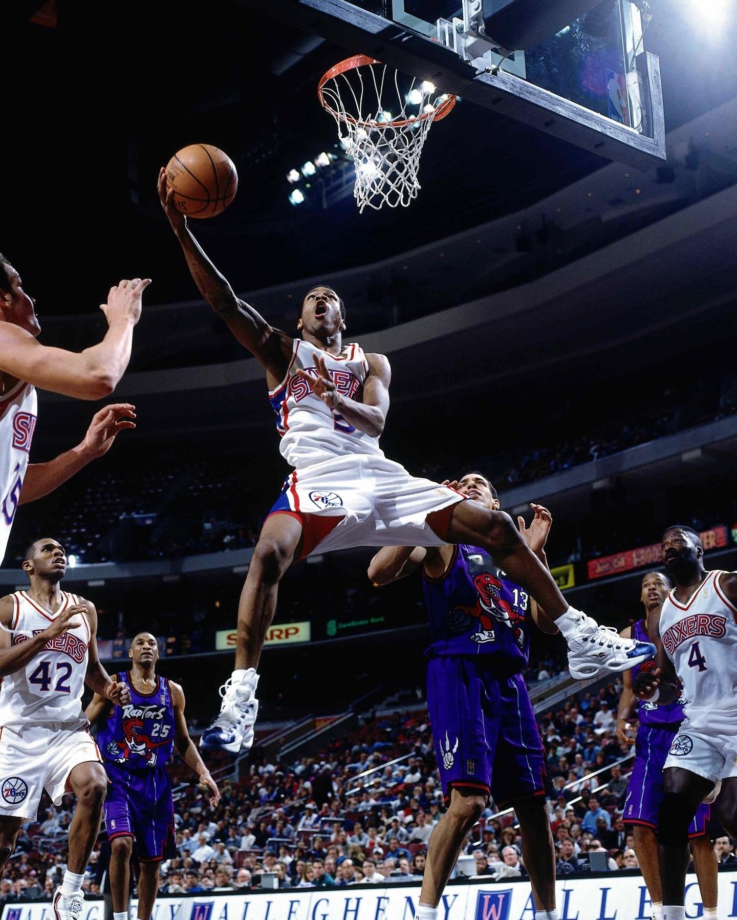 艾弗森曾经上脚的锐步。 