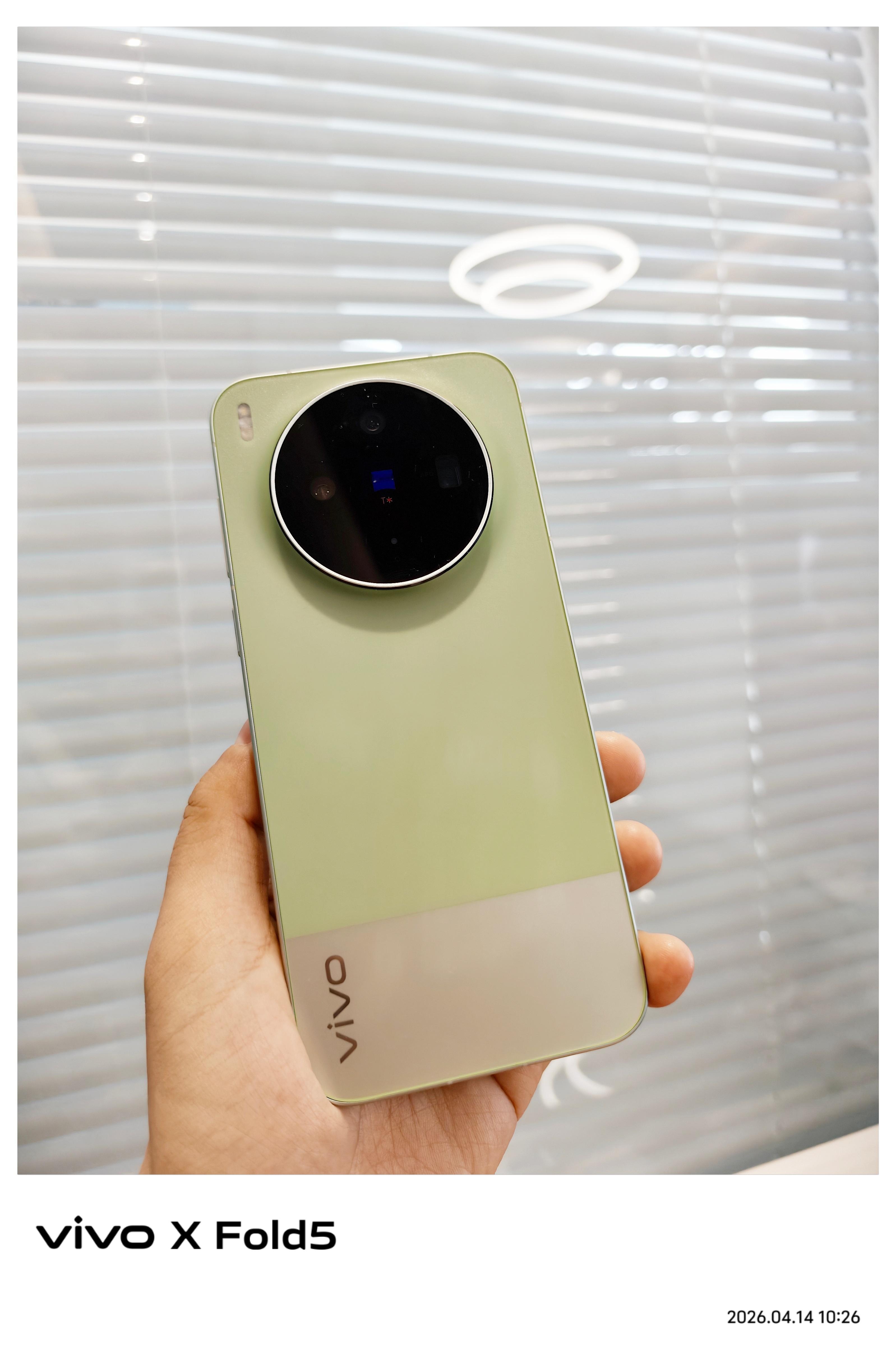 X300S胶片绿很适合女生用准备给老婆送一个