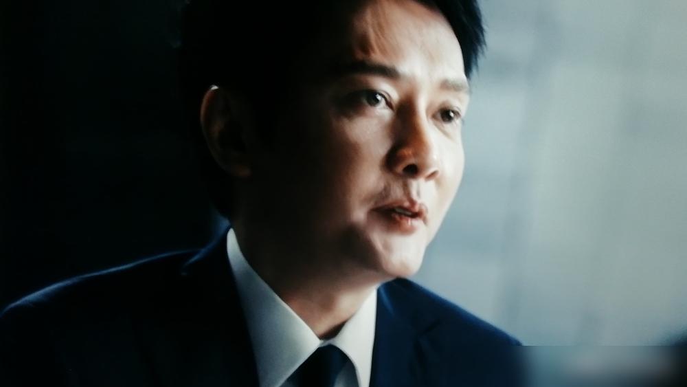 冯绍峰最恐怖的，根本不是演技。
他只是把上海公子哥骨子里的东西，拿出来用了万分