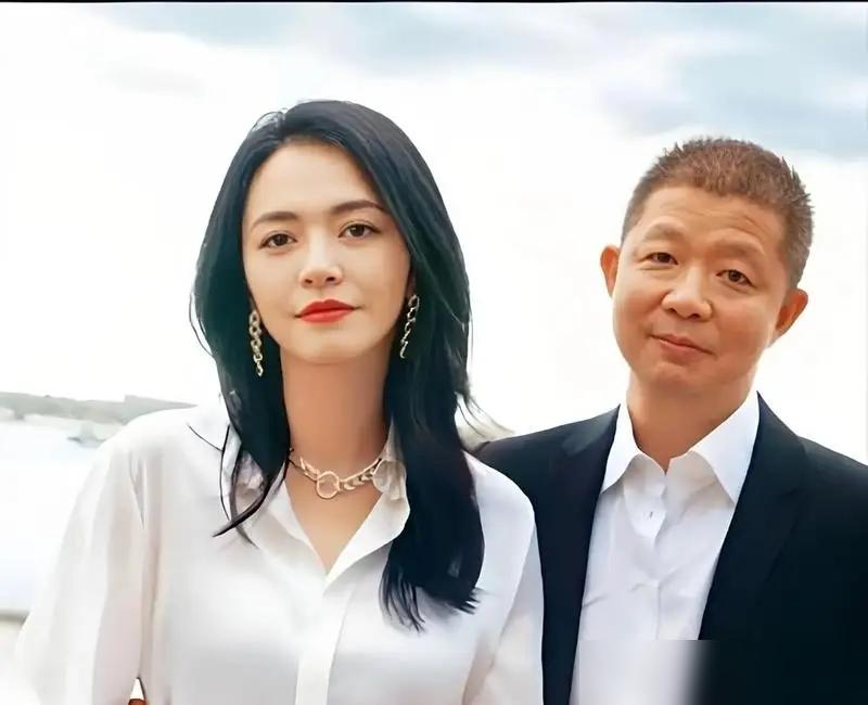 刚刷到姚晨的联合声明我直接懵了！和曹郁早离婚多年，瞒到俩娃上中学才说？
翻了翻