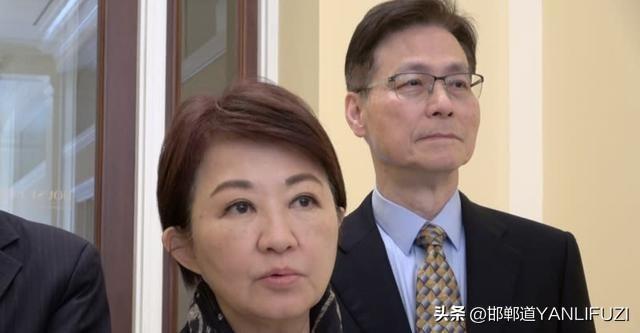 卢秀燕叫嚣:面对强权威胁，买军购就如同买保险。
台中市长卢秀燕11天的访美行程即