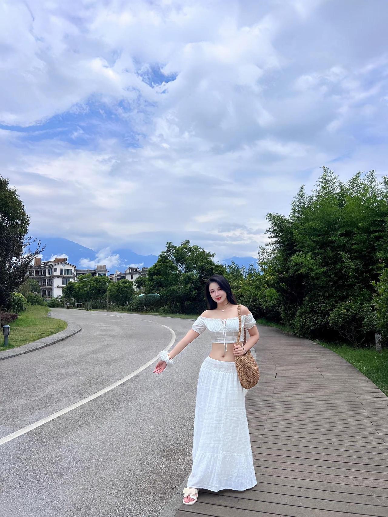 来大理看洱海🌊 旅行推荐官 拍照 出游穿搭 大理