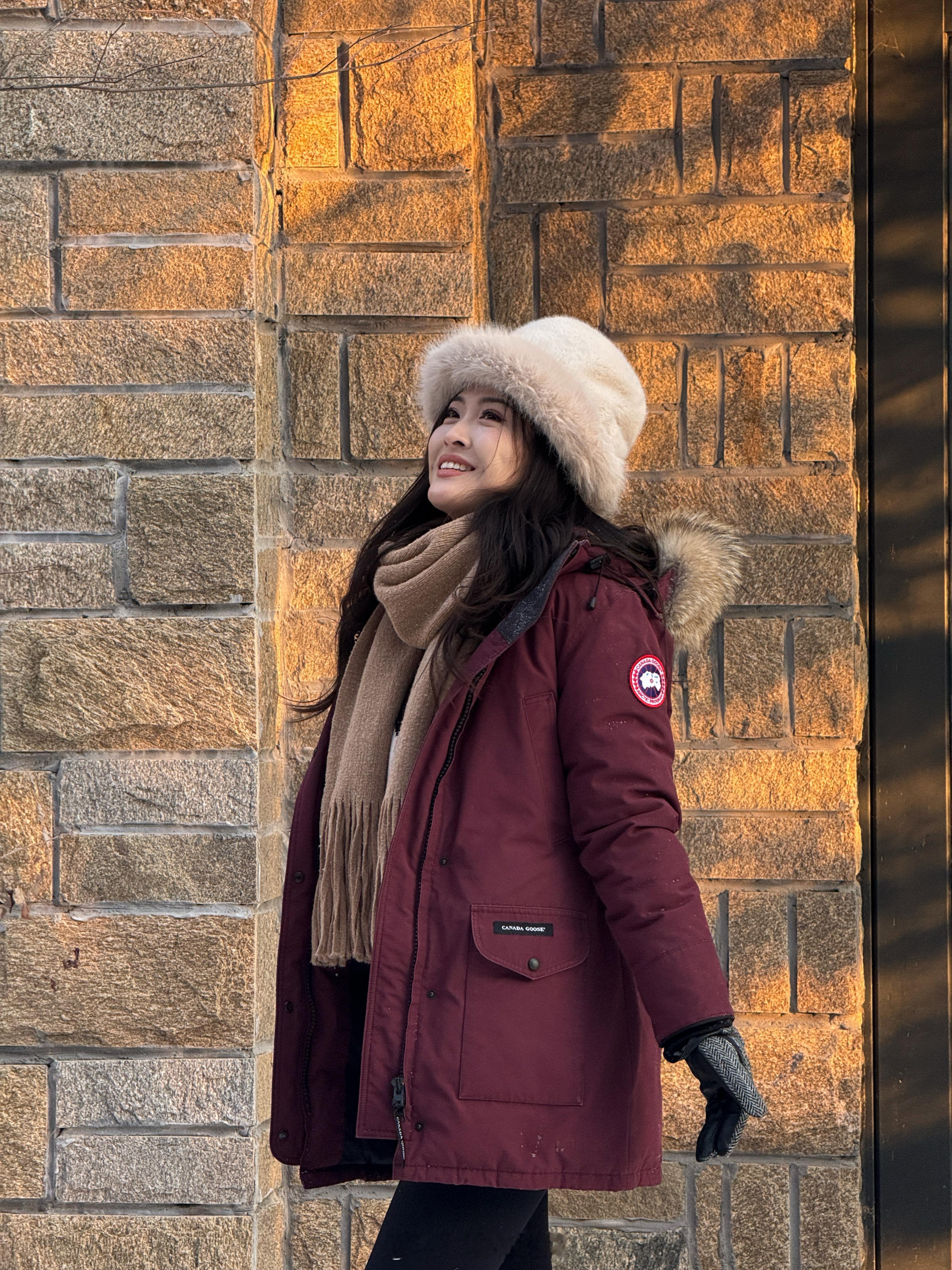 来长白山啦，真别说，有阳光的白天还挺暖和西西出街 白山