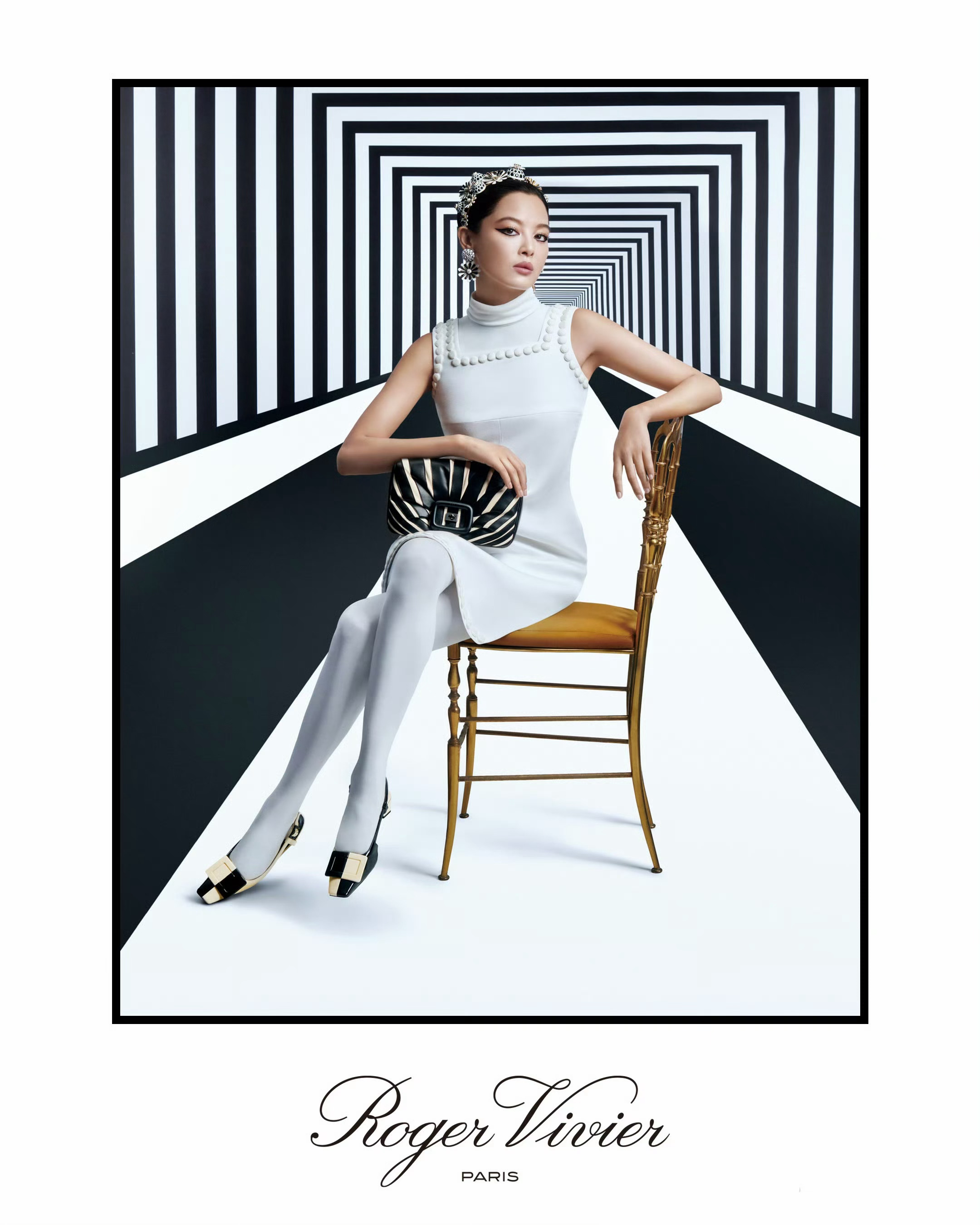 辛芷蕾RV全球硬广四连击！全球代言人辛芷蕾出镜Roger Vivier 2026