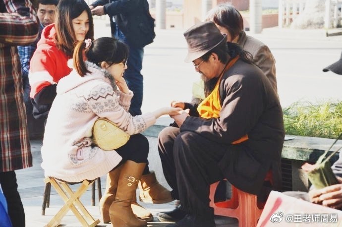 命运与性格的一点想法从前往后看，生活满是不确定的变数；可要是从后往前回头望，好像