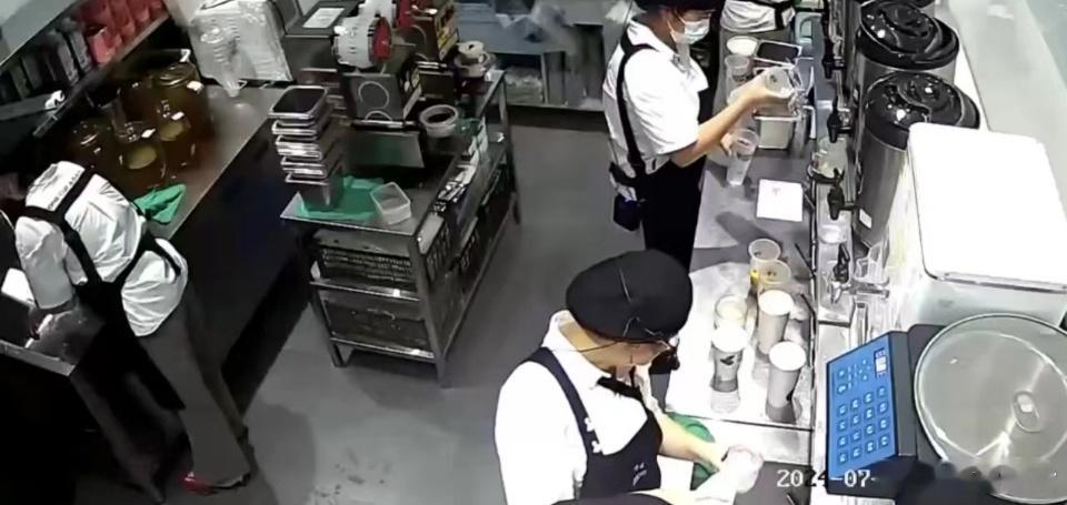 #古茗监控视频曝光# 啊啊啊，还好最后的结果是好的，古茗门店一点问题都没有，幸好