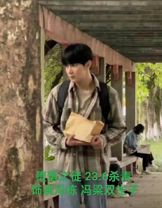 演员夏之光觉得就业困难调侃背后是对更好角色的期待，这份对专业的较真很圈粉。他从不