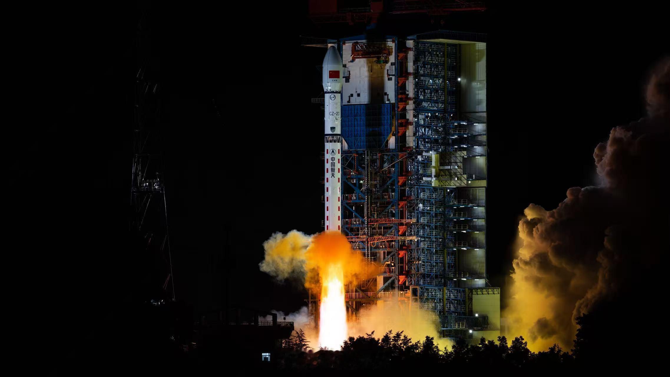 【早安丨我国成功发射卫星互联网技术试验卫星】北京时间2026年5月31日02时0