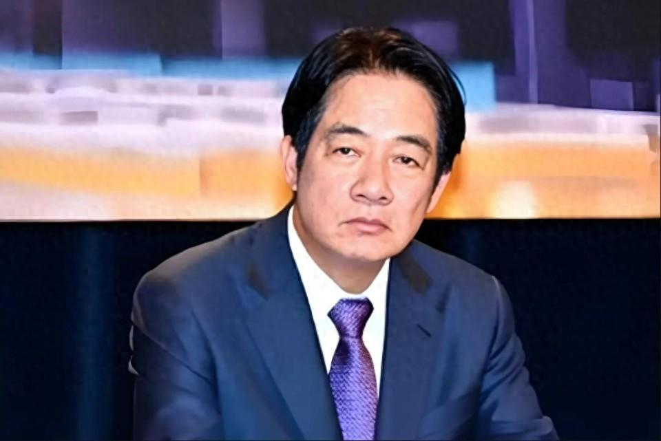 见过头铁的，没见过把头往断头台上送的。赖清德这回算是把底裤都输光了，他到底是怎么