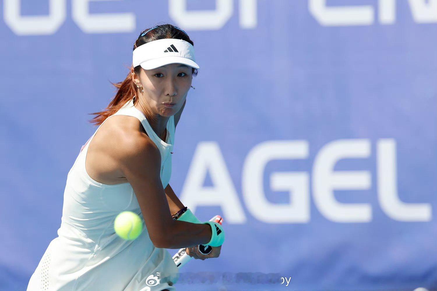 WTA250布拉格站，资格赛选手中国🇨🇳的高馨妤以0-6 2-6惨遭5号种子