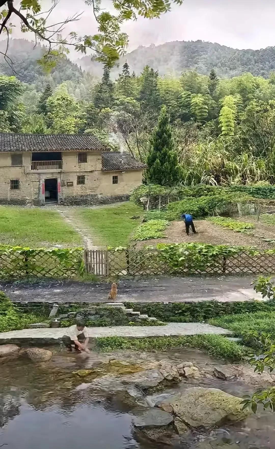 某领导讲人均存款11万，这个人均的数据还是正确的，但其中大部分人是属于负债现象的
