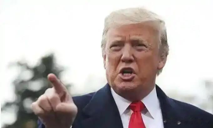 美军B-52轰炸机逼近伊朗边境200公里，美国紧急要求公民撤离！
 
1月12日