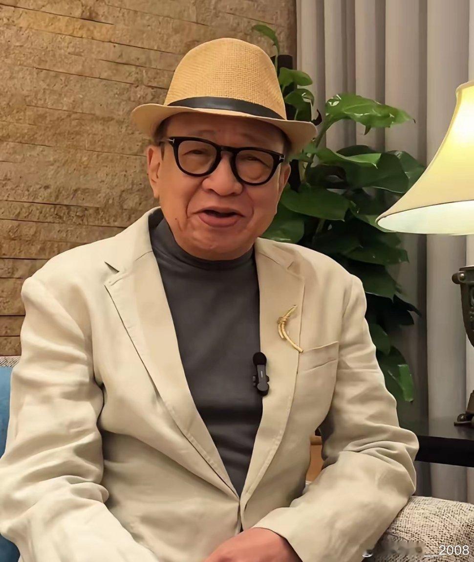 看到许绍雄去世，我问了我一个在香港工作的朋友香港医疗条件那么好，大湾区饮食也比较