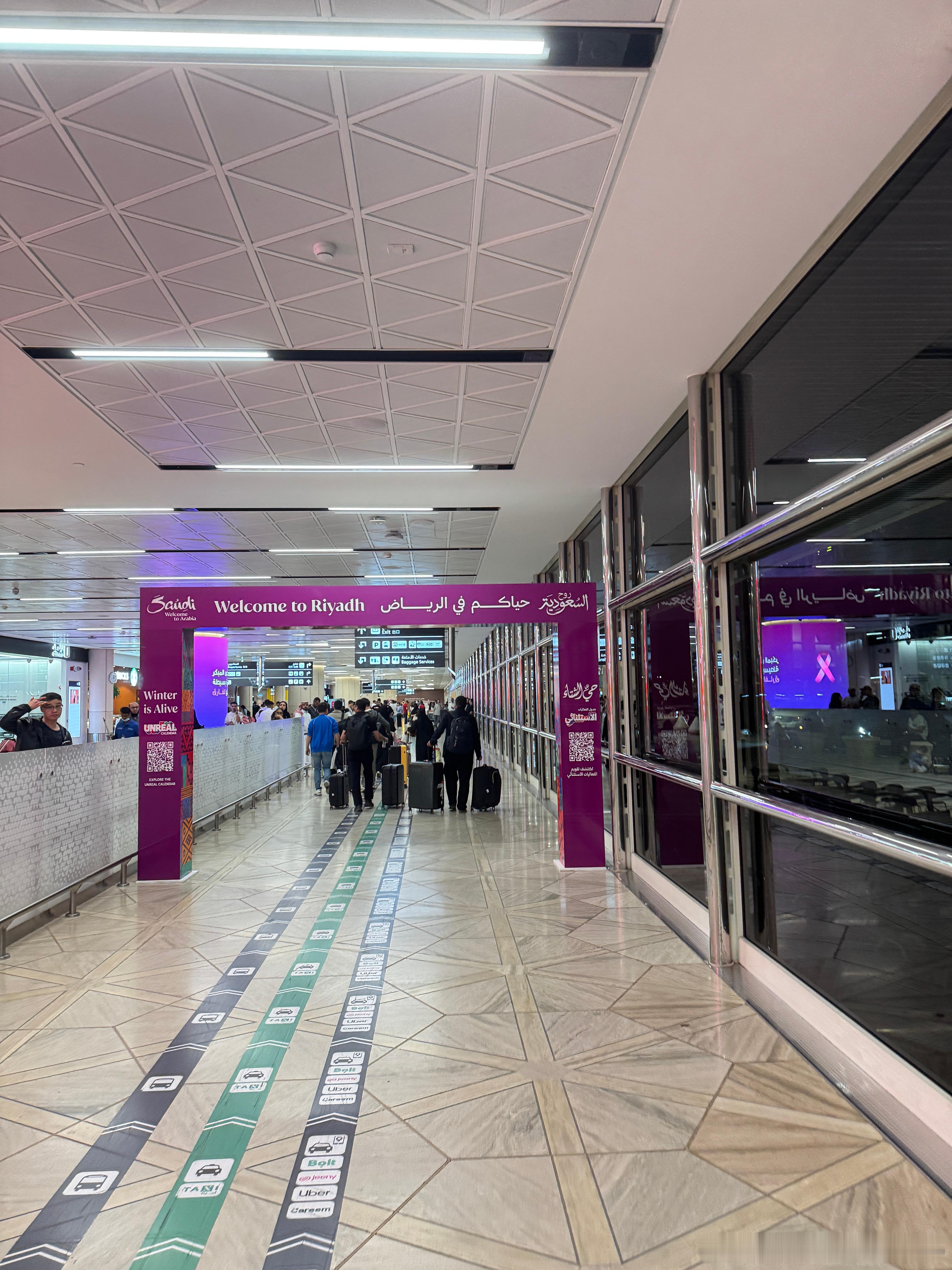 利雅得，抵达……期待明天WTA年终总决赛媒体日[点赞]  ​​​