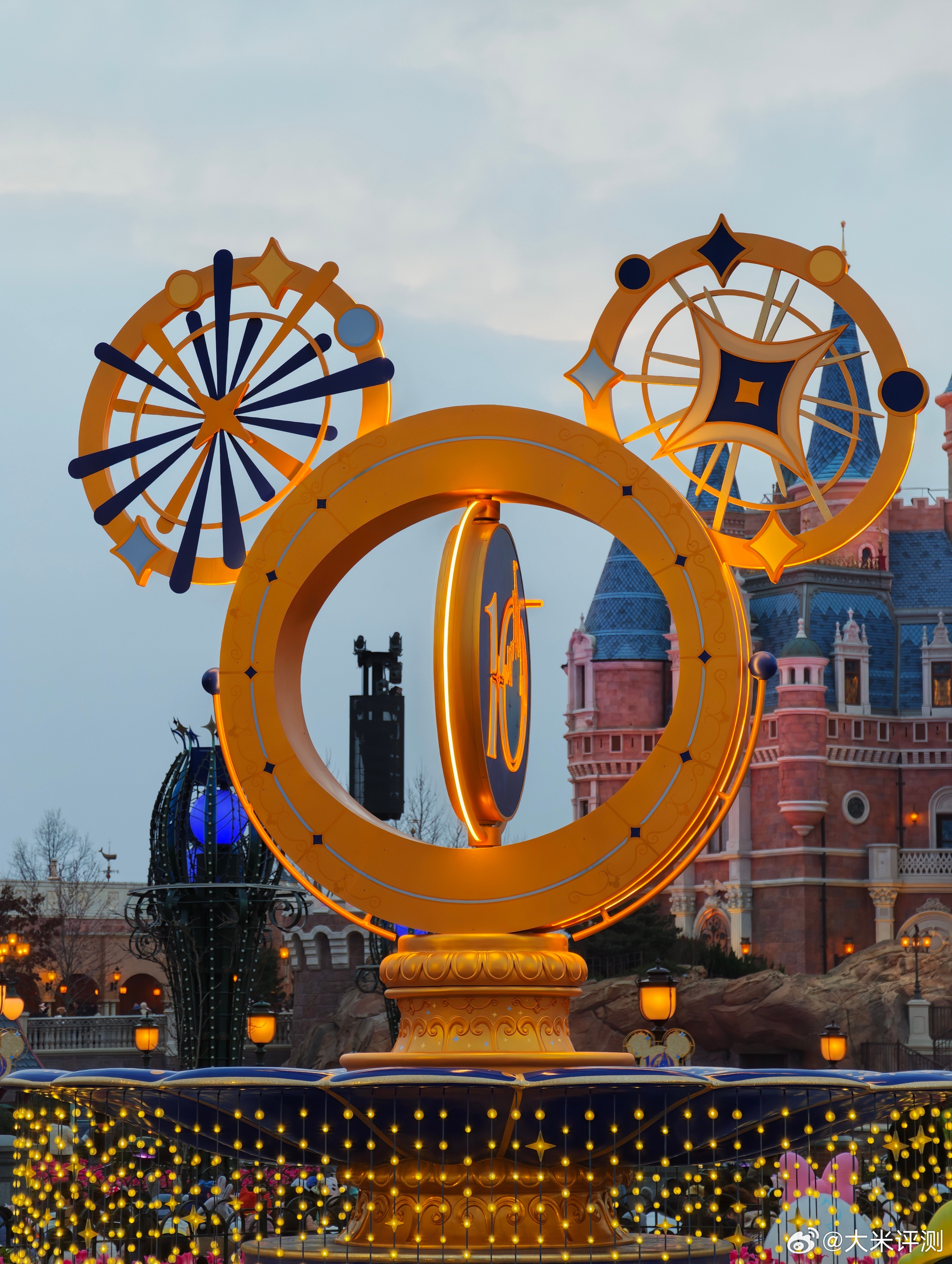 去迪士尼走了30000多步。。。应该是今年走过的单日最多步数了。。。 