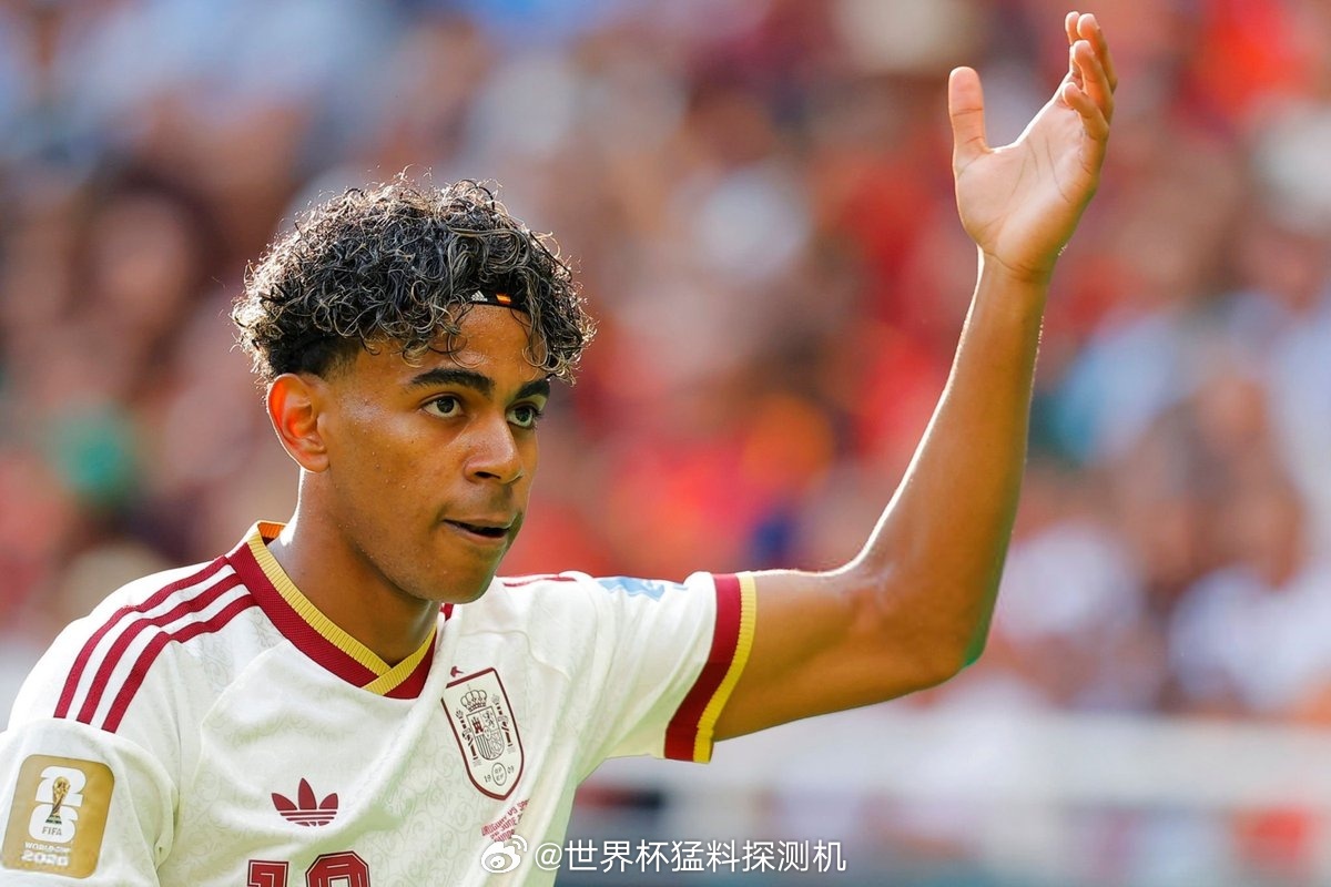 0-0平局造就传奇！55万人口小国闯入世界杯淘汰赛，26队成功出线，11支队伍遗