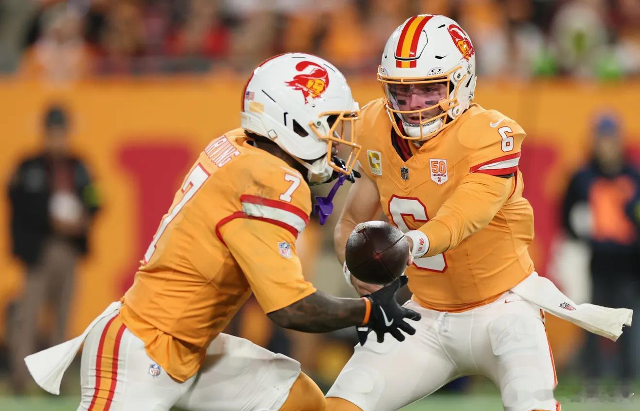 第15周猎鹰29：28海盗 