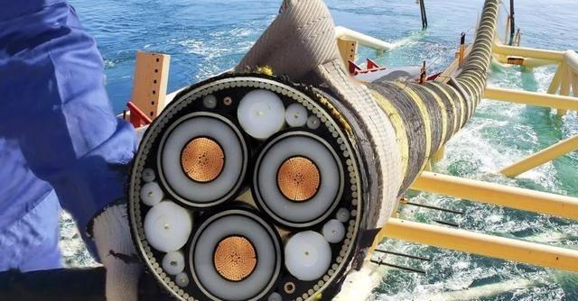 难怪美国对我们下死手，原来中国干了件连美英日都害怕的事情！

江苏亨通海洋光网系