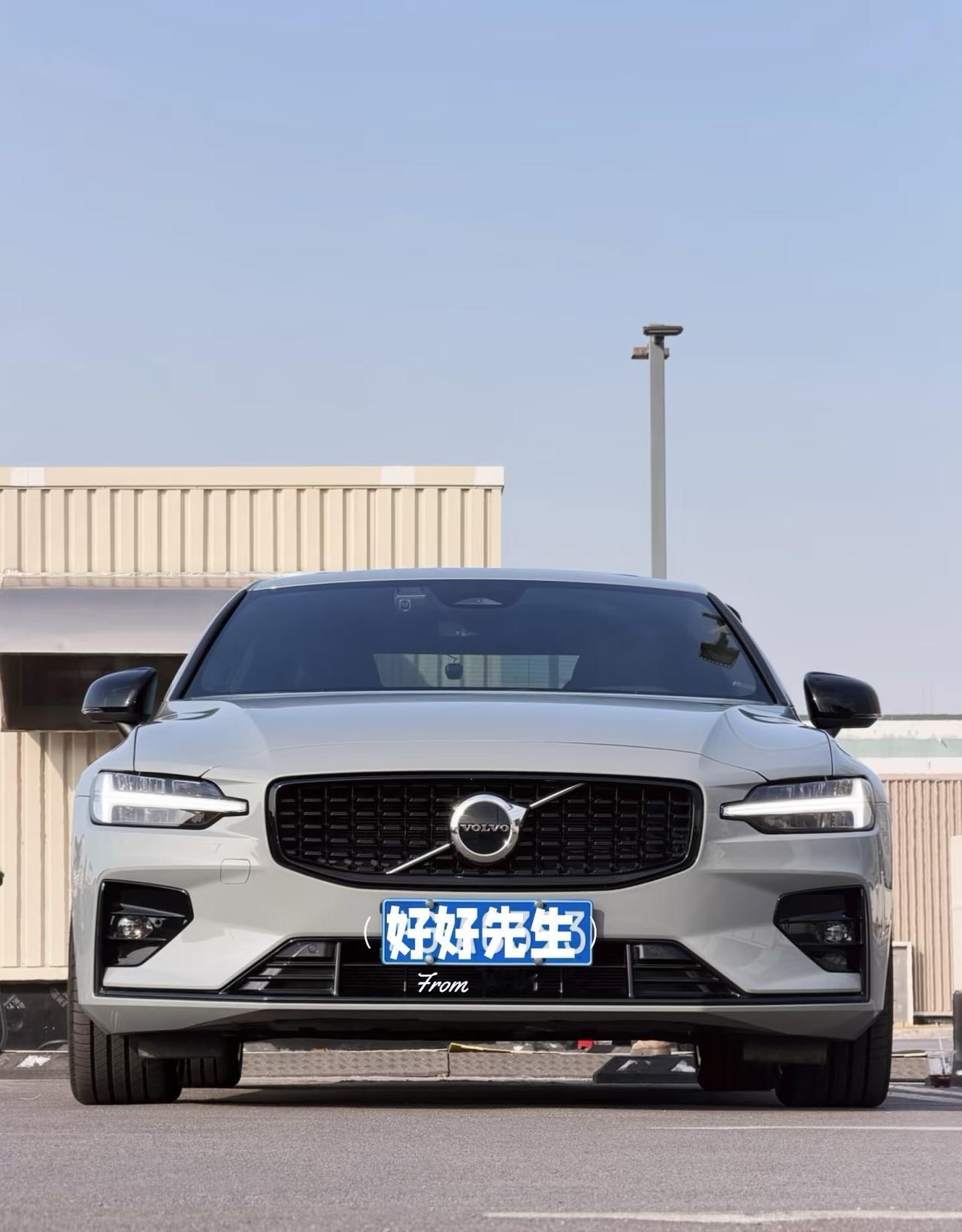 沃尔沃S60 B5是沃尔沃目前唯一的性能车

你没听错 S60 B5就是沃尔沃现