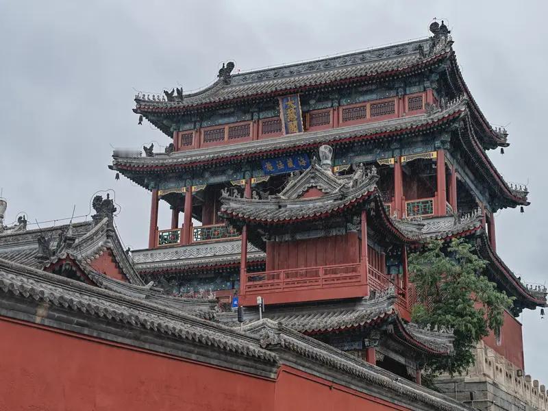 保定获“国际花园城市”奖这事儿在网上可热闹了，有人欢呼，有人质疑是“面子工程”。