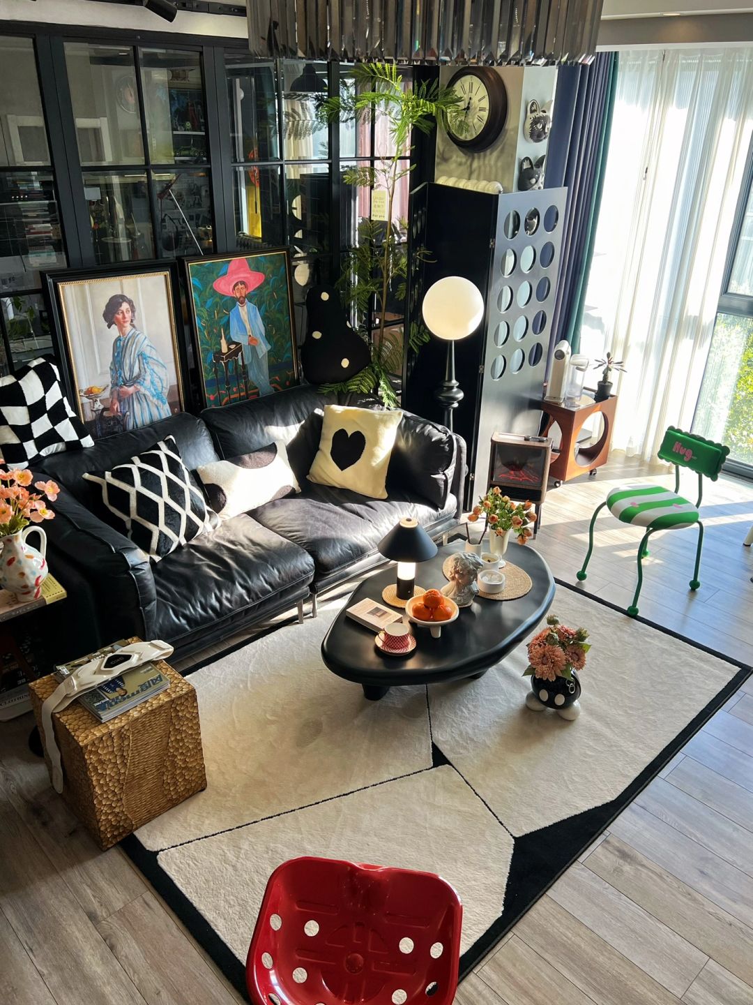 秋天早上7点的小家，被阳光填满了！🍂☀️