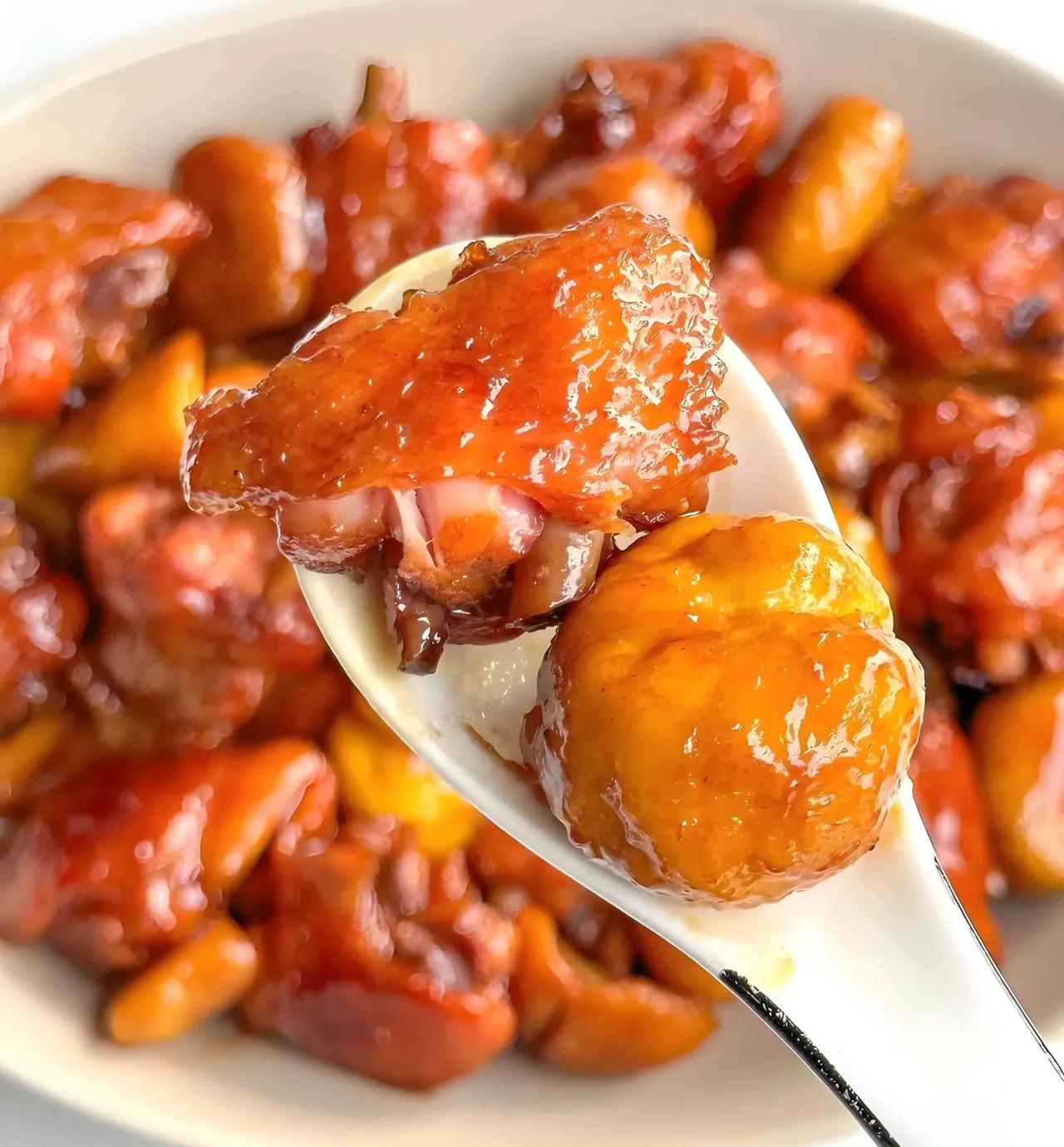 #秋日三餐打卡#
秋季补气血，这道美食别错过，气血不足面色好，增强免疫，身体越吃