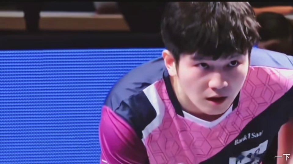 是像星光一样璀璨的你。甜酷撞色感 