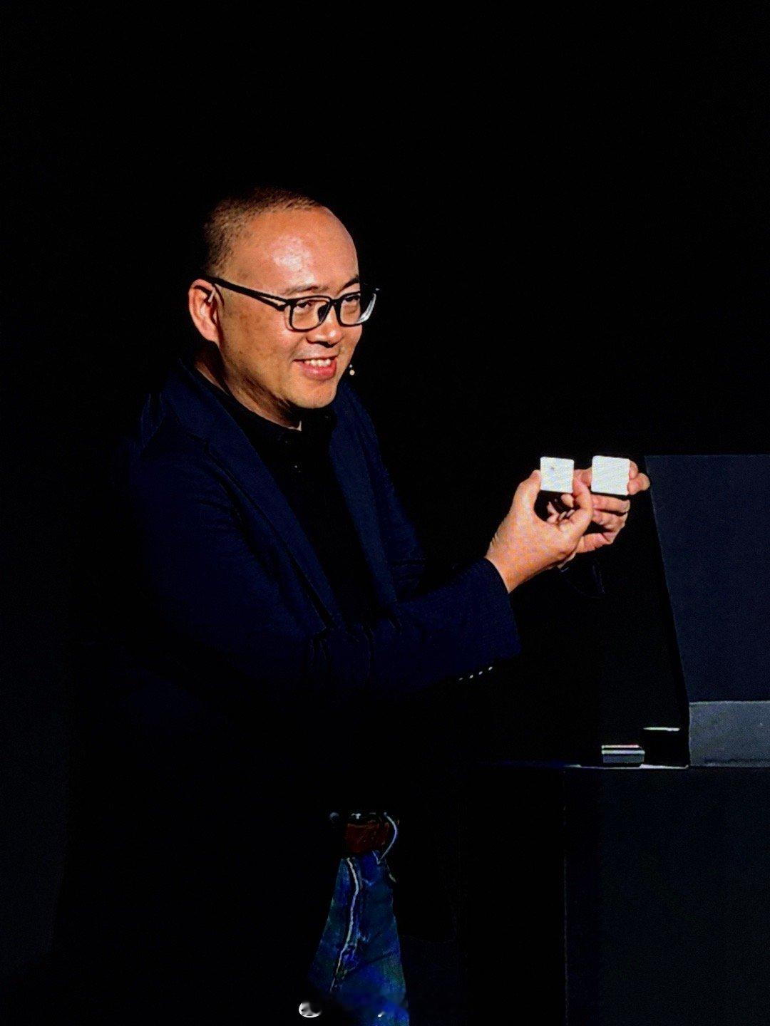 国内首款舱驾一体芯片！5纳米芯片！真的就被地平线做出来了，还这么淡定优雅的拿出来