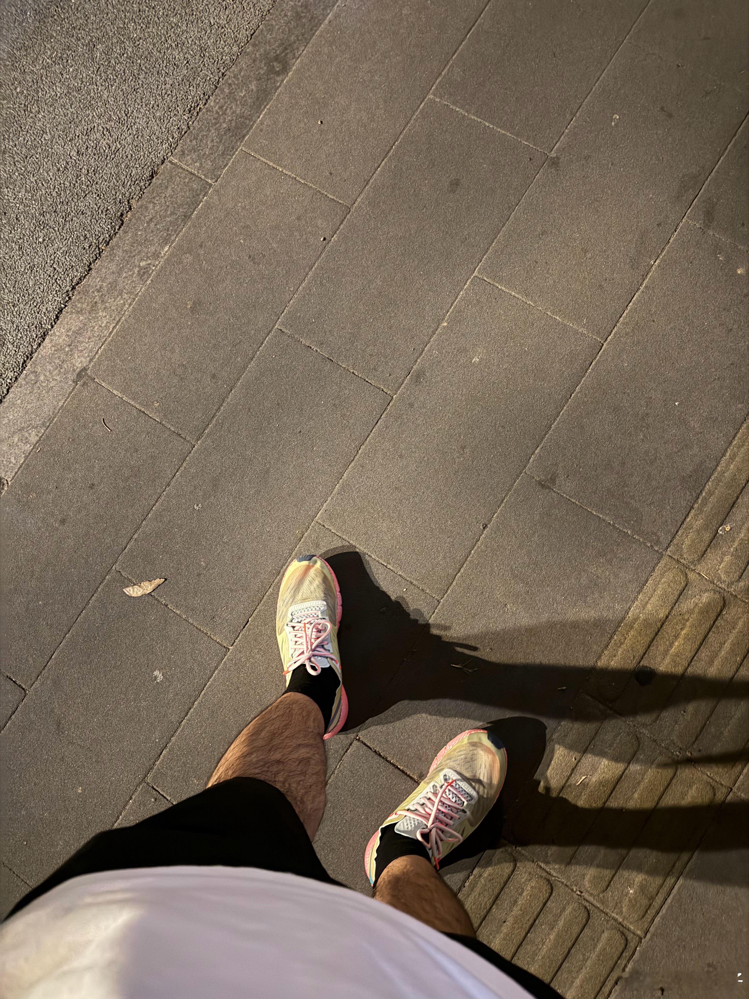 开始锻炼，好几天没走路了，自律自律[666]孟大胡子的瘦身日记 ​​​