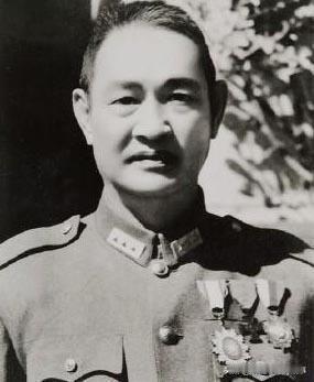 黄埔军校教官来自哪里主要来自日本陆军士官学校，保定军校，云南陆军讲武堂以及莫斯科